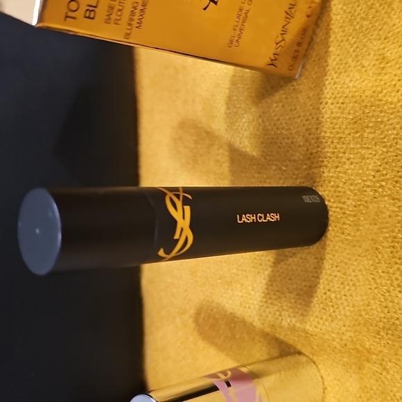 Yves Saint Laurent Beaute Pouch & Make Up Bundle - Picture 5 of 10